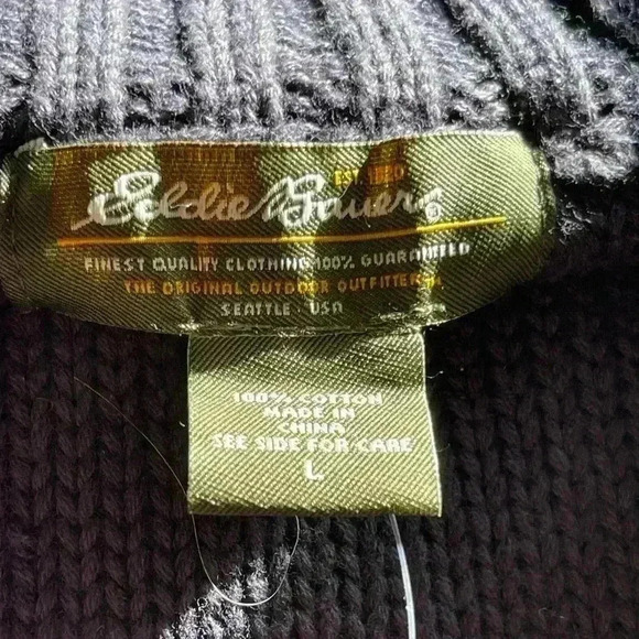 Eddie Bauer cardigan - Picture 3 of 9